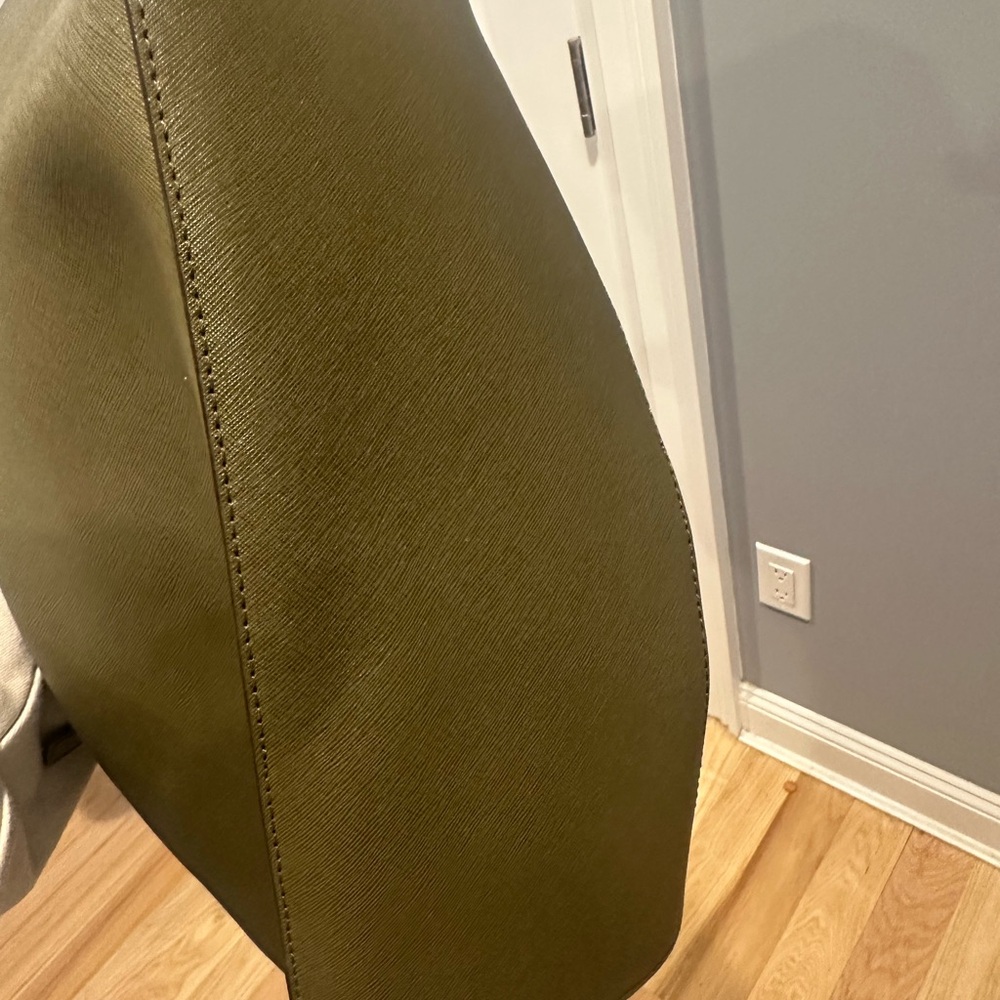 Michael Kors Dark Green Tote Bag - Picture 5 of 5